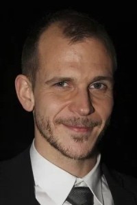 Gustaf Skarsg&aring;rd