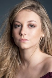 Ester Exp&oacute;sito